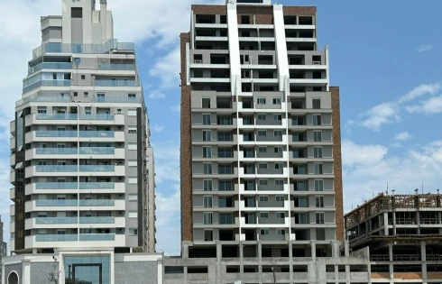 Apartamento com 3 quartos em Pedra Branca, Palhoça